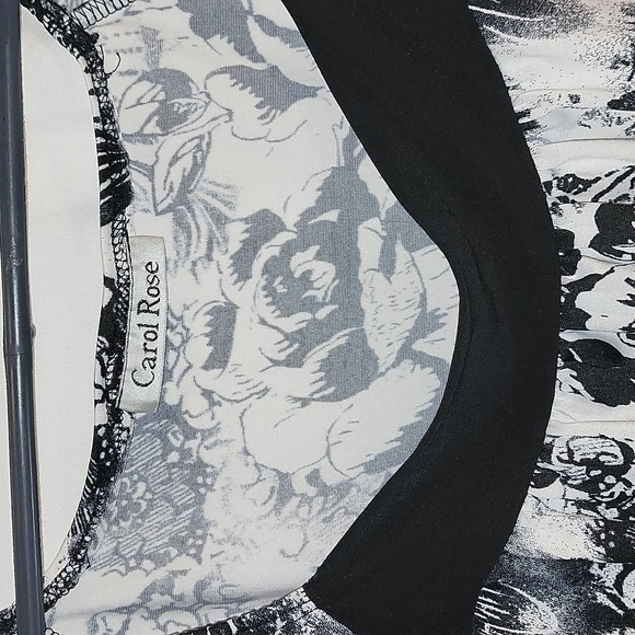 Carol Rose Black and White Blouse (M) - Picture 5 of 12